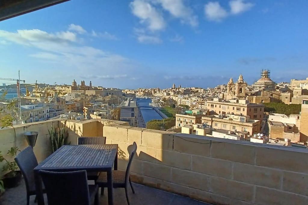Appartement The View Penthouse à Cospicua Extérieur photo